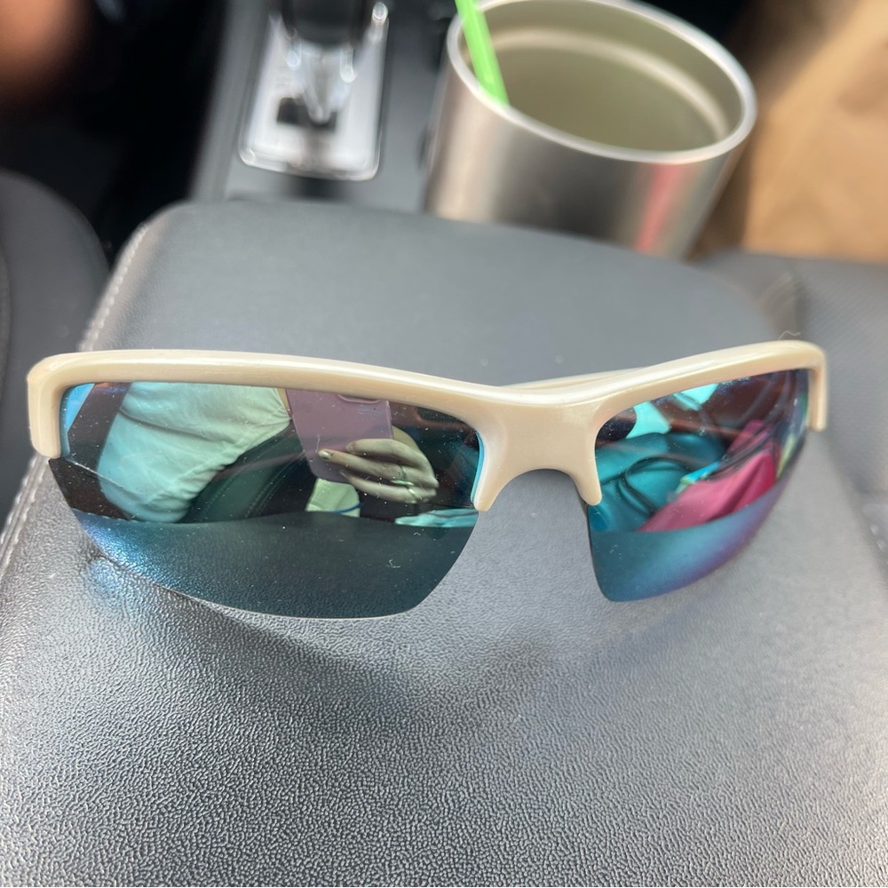 White sun glasses